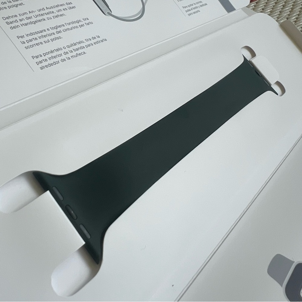 Apple Cypress Green Solo Loop Watch Band - Picture 2 of 2